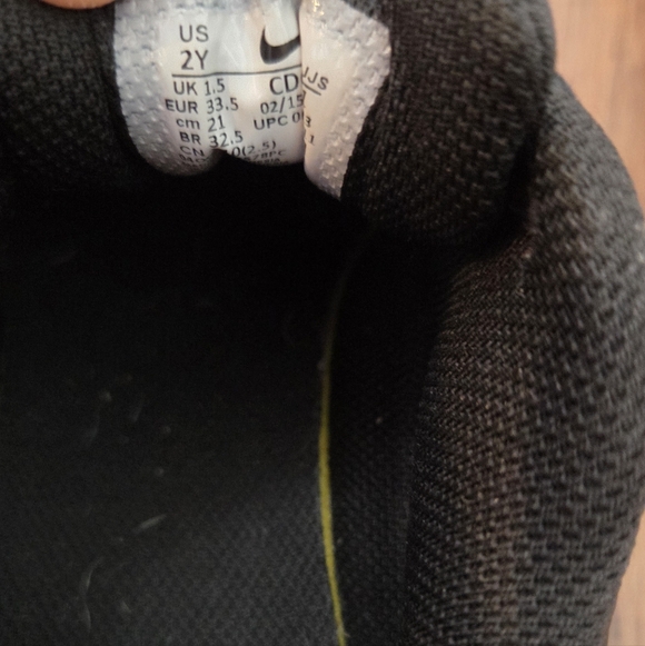 Kids Black Nike Air Max 90, Size 2Y - Picture 8 of 9